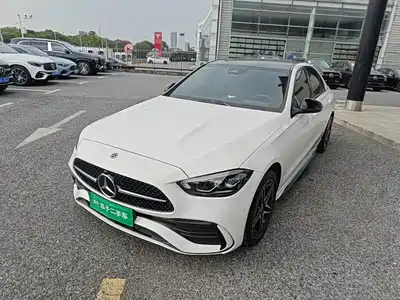 Mercedes-Benz C-Class 2024