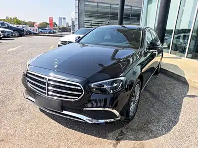 Mercedes-Benz E-Class 2023