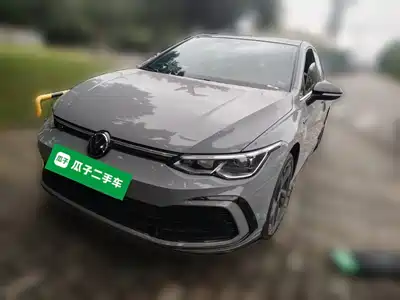 Volkswagen Golf 2024