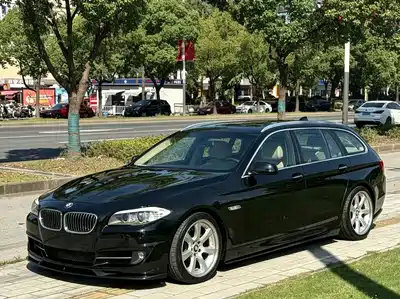 BMW 5 Series (Import) 2012