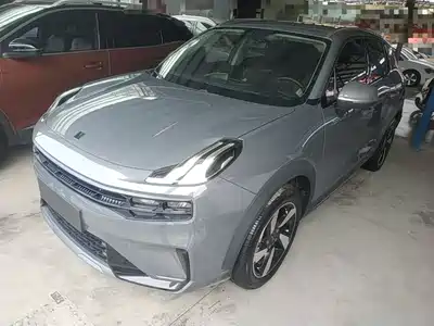 Lynk & Co 06 EM-P 2021
