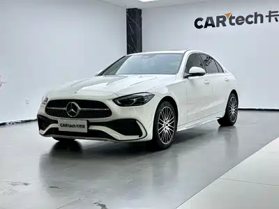 Mercedes-Benz C-Class 2024