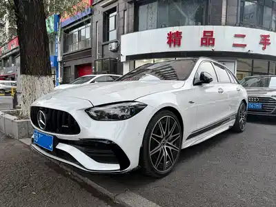 Mercedes-Benz C-Class AMG 2025