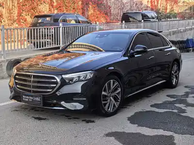 Mercedes-Benz E-Class 2024