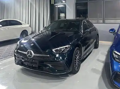 Mercedes-Benz C-Class 2024