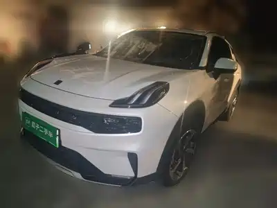 Lynk & Co 06 EM-P 2023