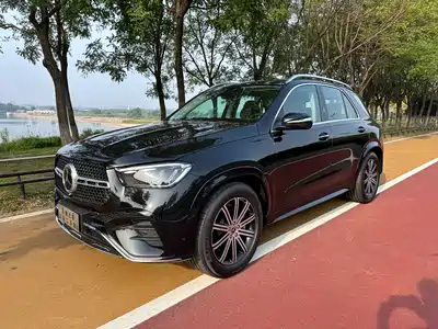 Mercedes-Benz GLE 2025