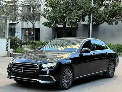 Mercedes-Benz E-Class 2022