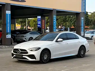 Mercedes-Benz C-Class 2024