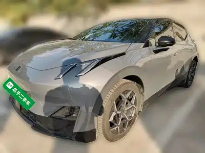 Lynk & Co Z20 2025