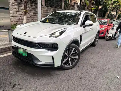 Lynk & Co 01 EM-P 2022