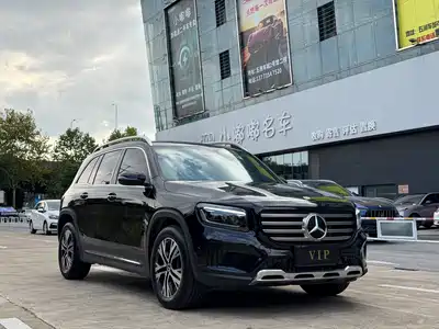 Mercedes-Benz GLB 2025