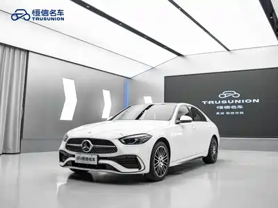 Mercedes-Benz C-Class 2024