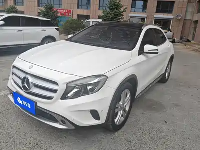Mercedes-Benz GLA 2016