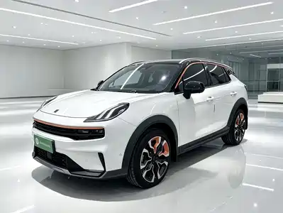 Lynk & Co 06 2022