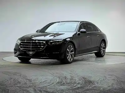 Mercedes-Benz E-Class 2024