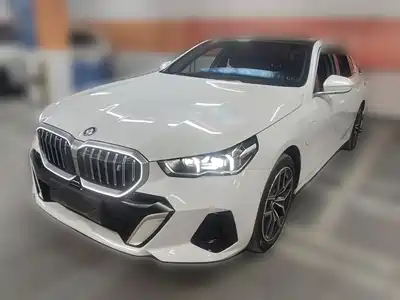 BMW i5 2024