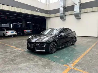 Lynk & Co 03 2021