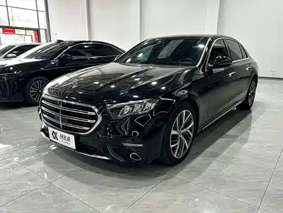 Mercedes-Benz E-Class 2024