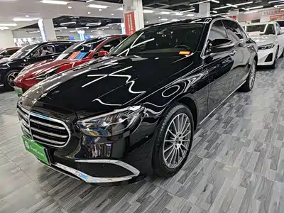 Mercedes-Benz E-Class 2022