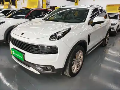 Lynk & Co 01 2018