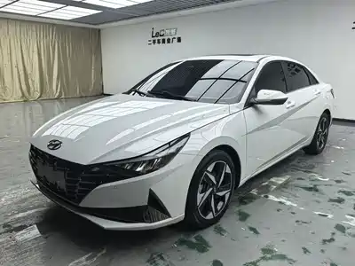 Hyundai Elantra 2021
