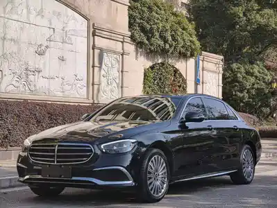 Mercedes-Benz E-Class 2023