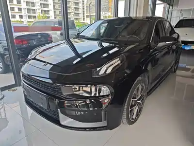 Lynk & Co 03 2020
