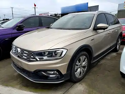Volkswagen C-TREK 2018