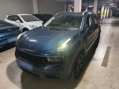 Lynk & Co 01 2018