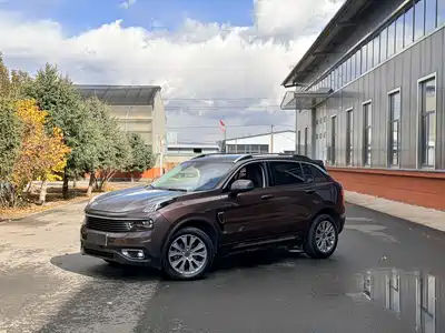 Lynk & Co 01 2018