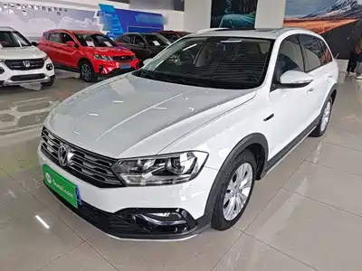 Volkswagen C-TREK 2019