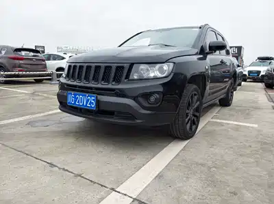 Jeep Compass (Import) 2015