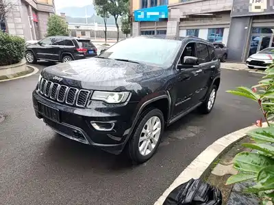 Jeep Grand Cherokee (Import) 2019
