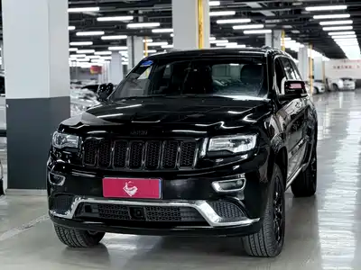 Jeep Grand Cherokee (Import) 2015