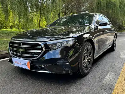 Mercedes-Benz E-Class 2024