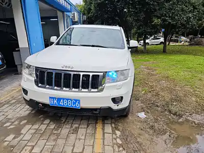 Jeep Grand Cherokee (Import) 2013
