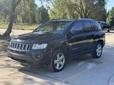 Jeep Compass (Import) 2011