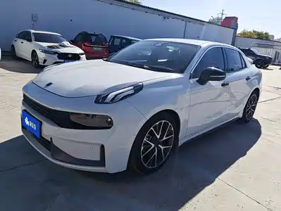 Lynk & Co 03 2022