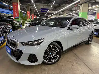BMW 5 Series (Import) 2024
