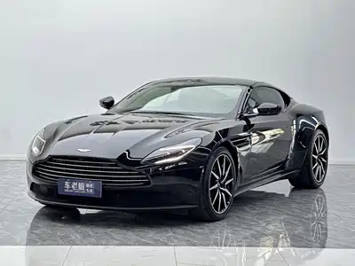 Aston Martin DB11 2020