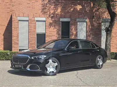 Mercedes-Benz Maybach S-Class 2025