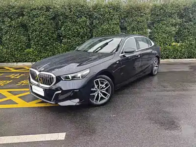BMW i5 2024