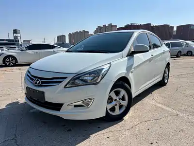 Hyundai Verna 2016