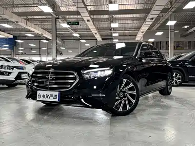 Mercedes-Benz E-Class 2024