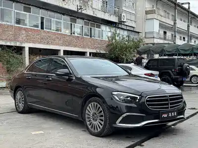 Mercedes-Benz E-Class 2022