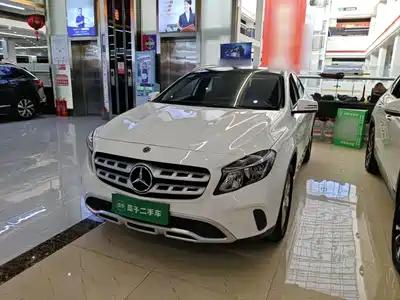 Mercedes-Benz GLA 2017