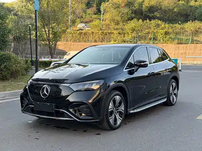 Mercedes-Benz EQE SUV 2024