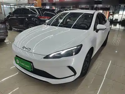 BYD Seal 05 DM-i 2025