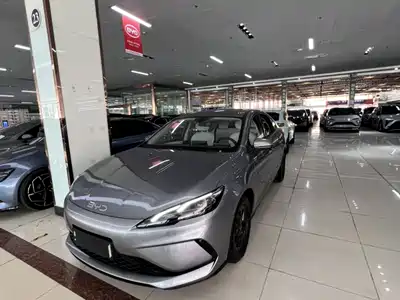 BYD Seal 05 DM-i 2025